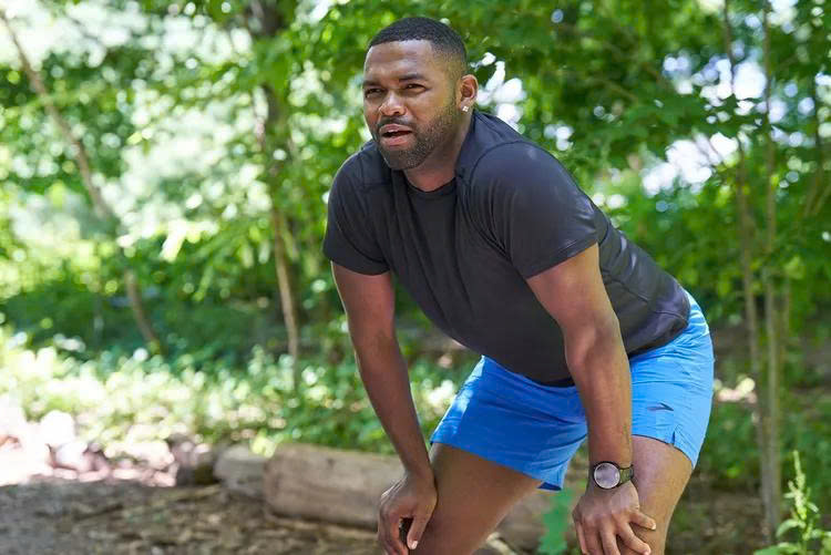 Ai dễ gặp tình trạng da thịt kém săn chắc?