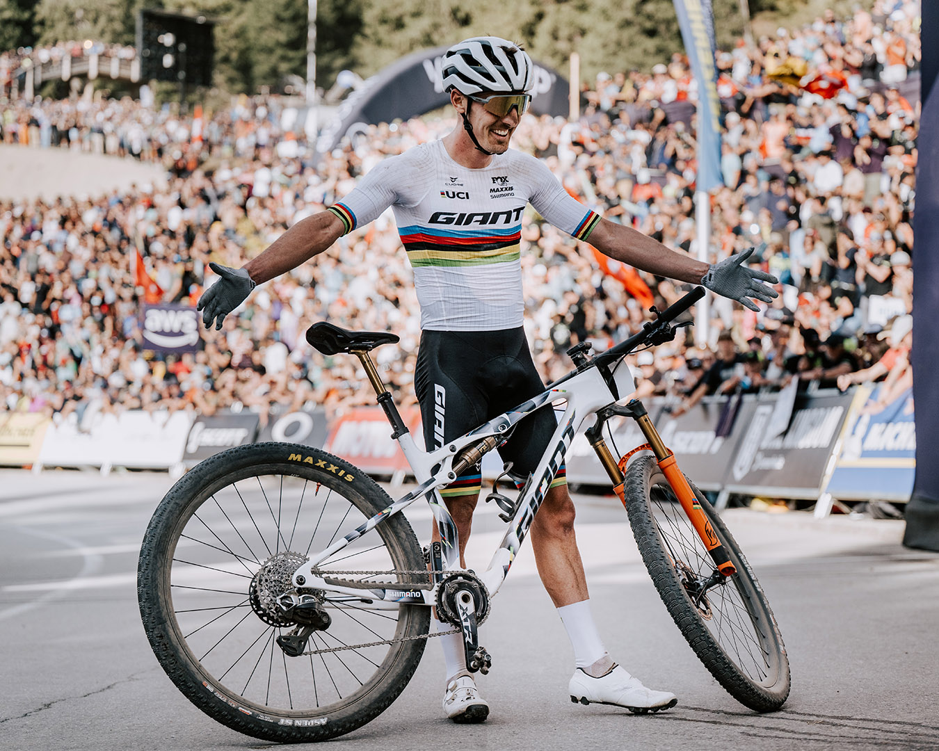 Giá thành & bảo hành