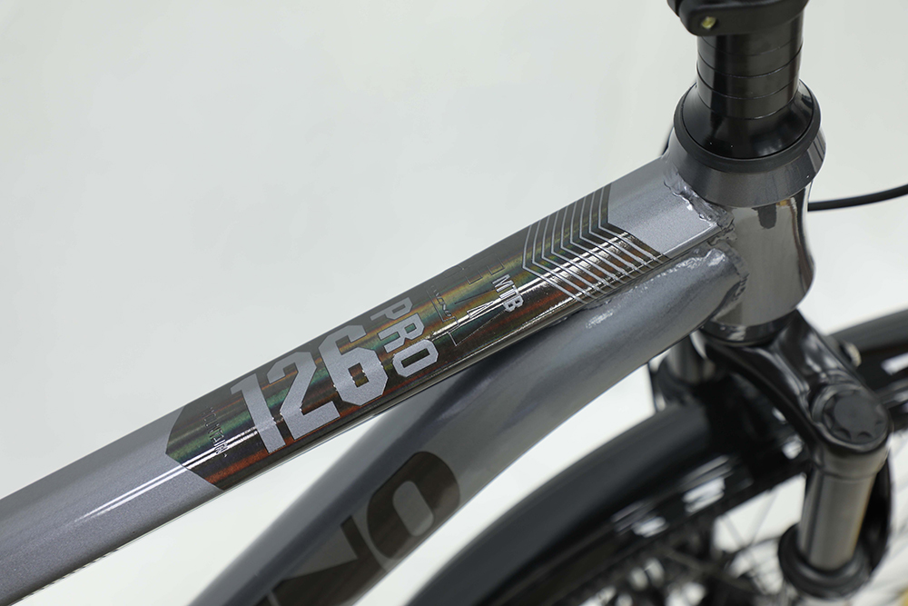 Khung xe: thép/nhôm bền, chịu tải tốt 