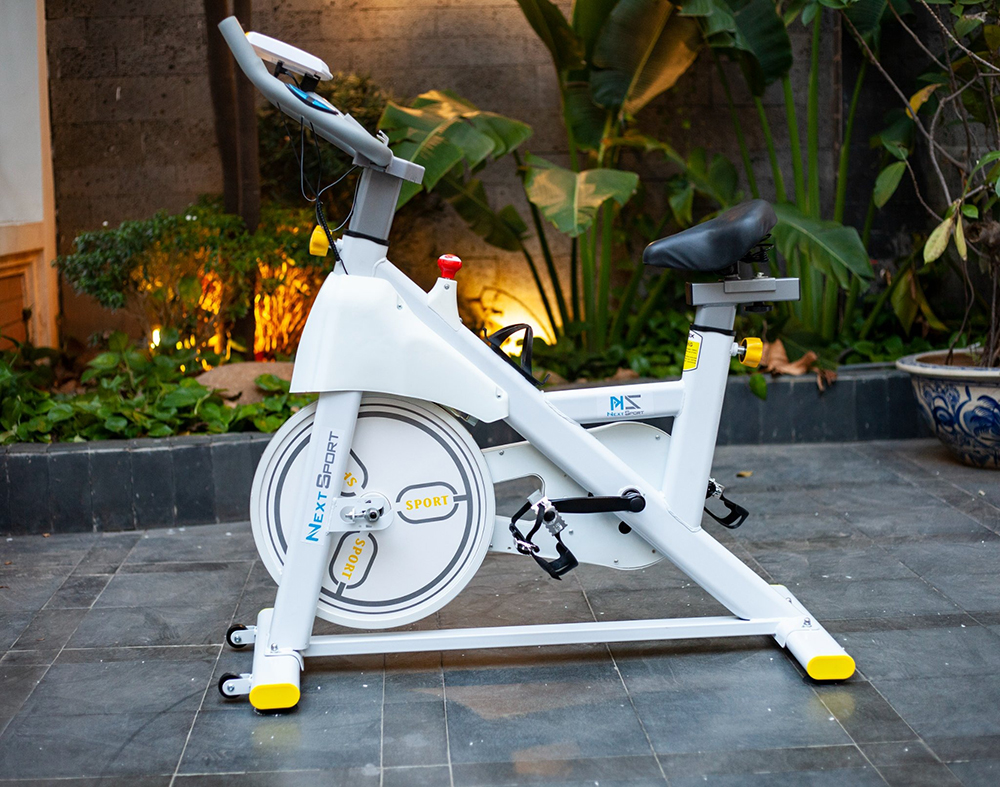Xe đạp tập thể dục tại nhà